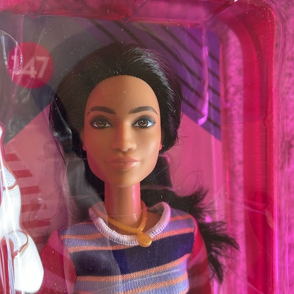 Barbie Fashiononista Doll diversity NWT - Picture 2 of 4